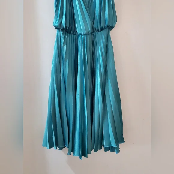 Aqua blue green satin pleated party dress, XS, halter, backless, Lillie Rubin - Picture 5 of 10